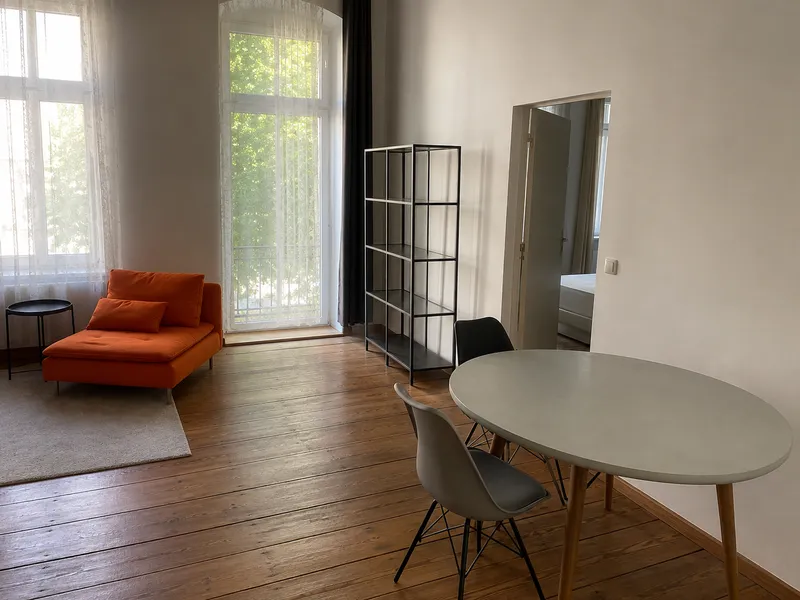Helle & voll möblierte 3-Zimmer-Wohnung mit Balkon an der Kastanienallee (All bills included) — photo 1
